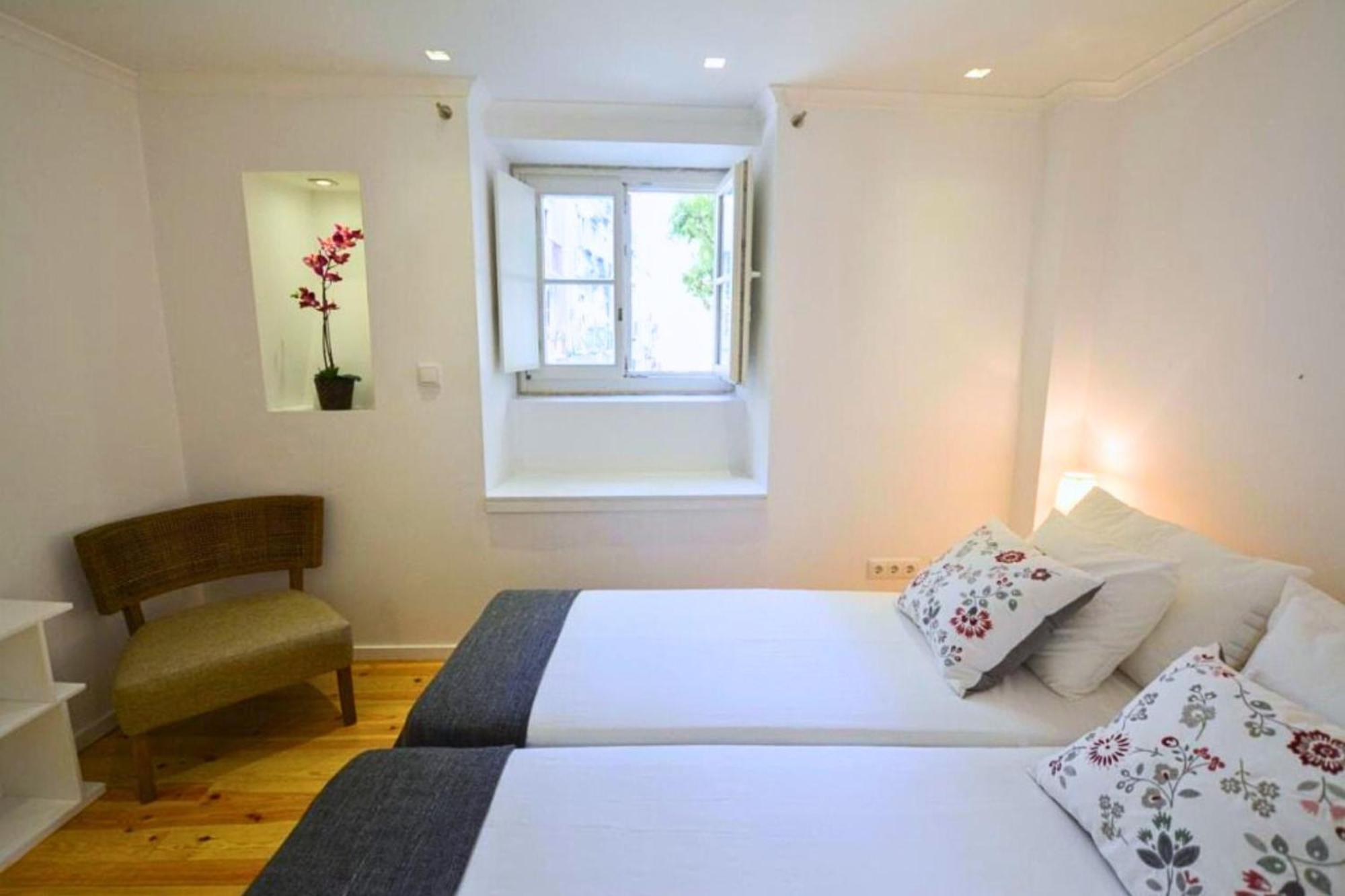 Appartamento Alfama Charm House Lisbona Esterno foto