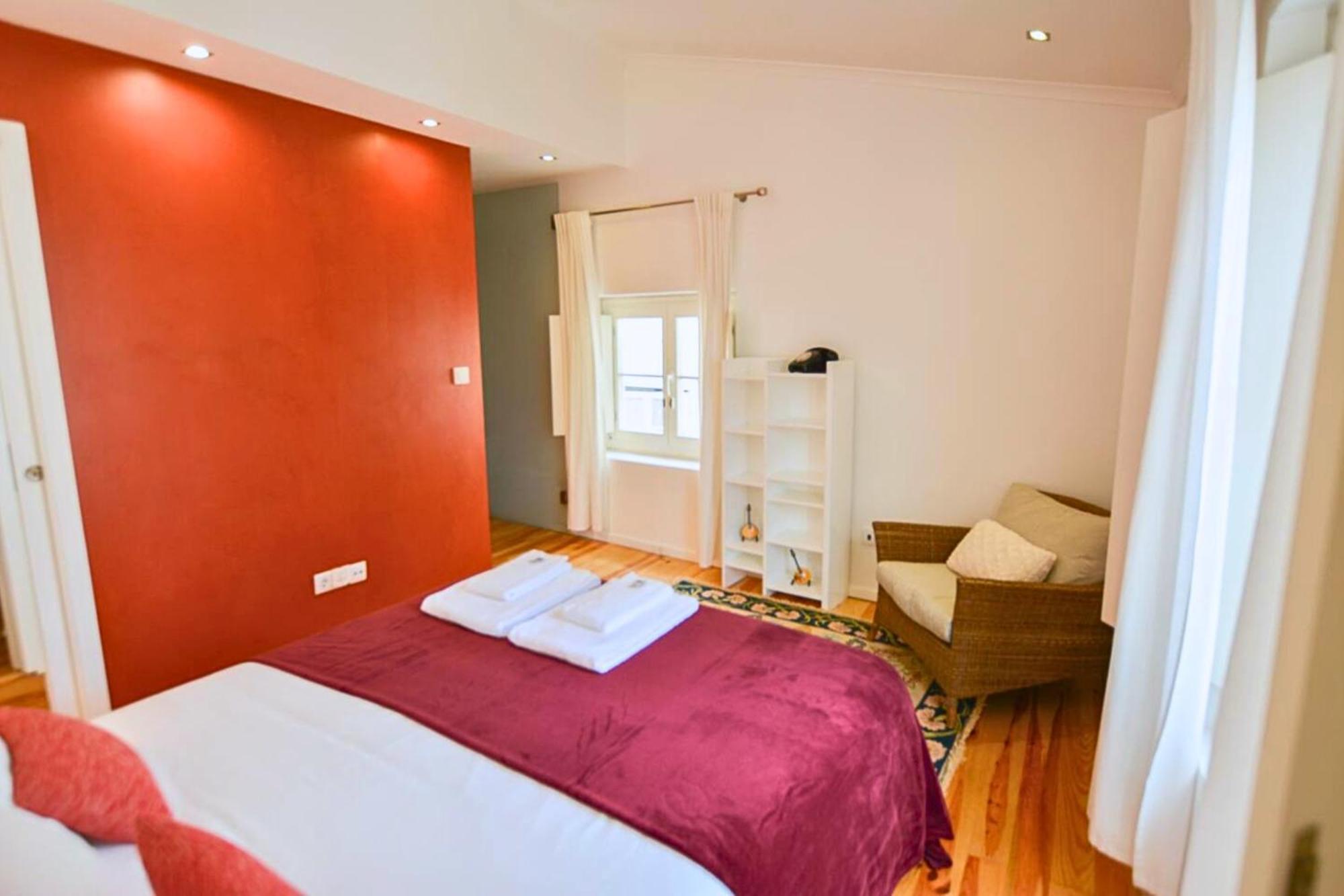 Appartamento Alfama Charm House Lisbona Esterno foto