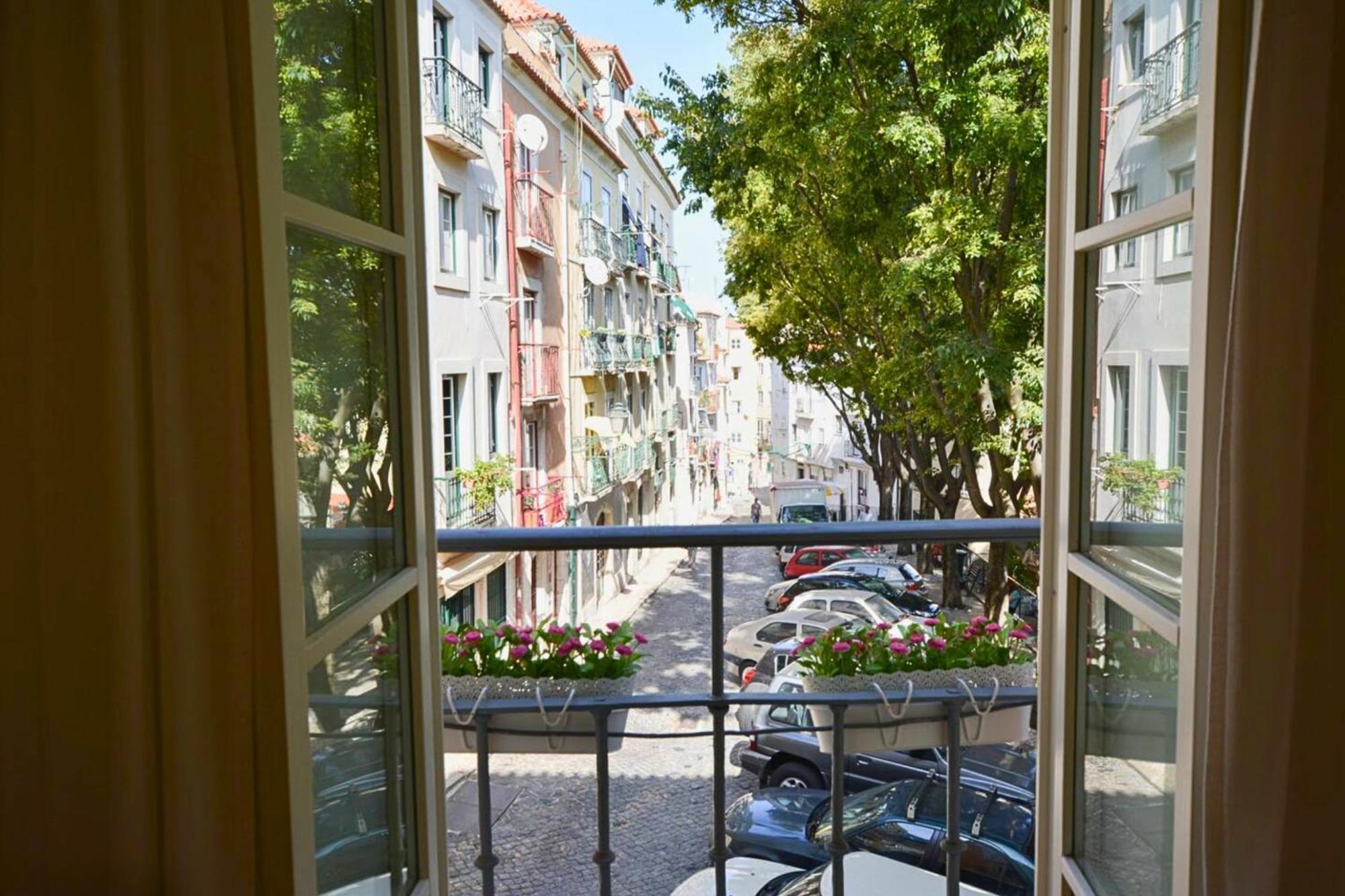 Appartamento Alfama Charm House Lisbona Esterno foto